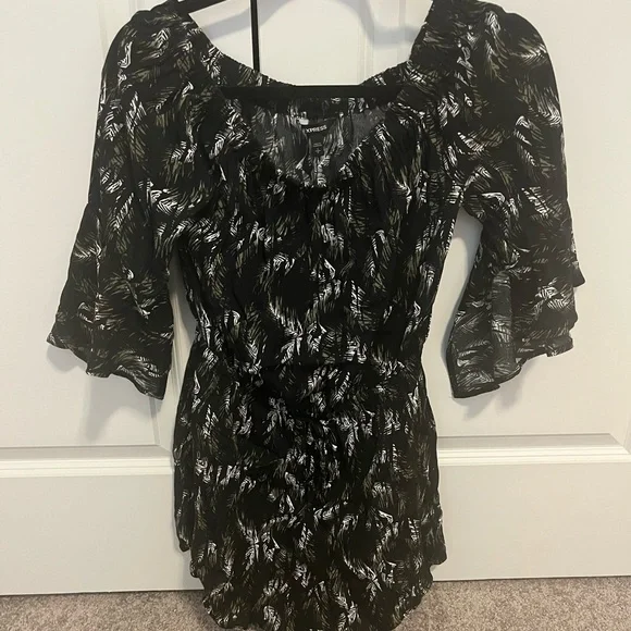 Express Romper - Picture 1 of 3